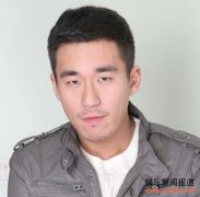 张默吸毒被拘道歉连说六个对不起 父亲张国立诚恳道歉